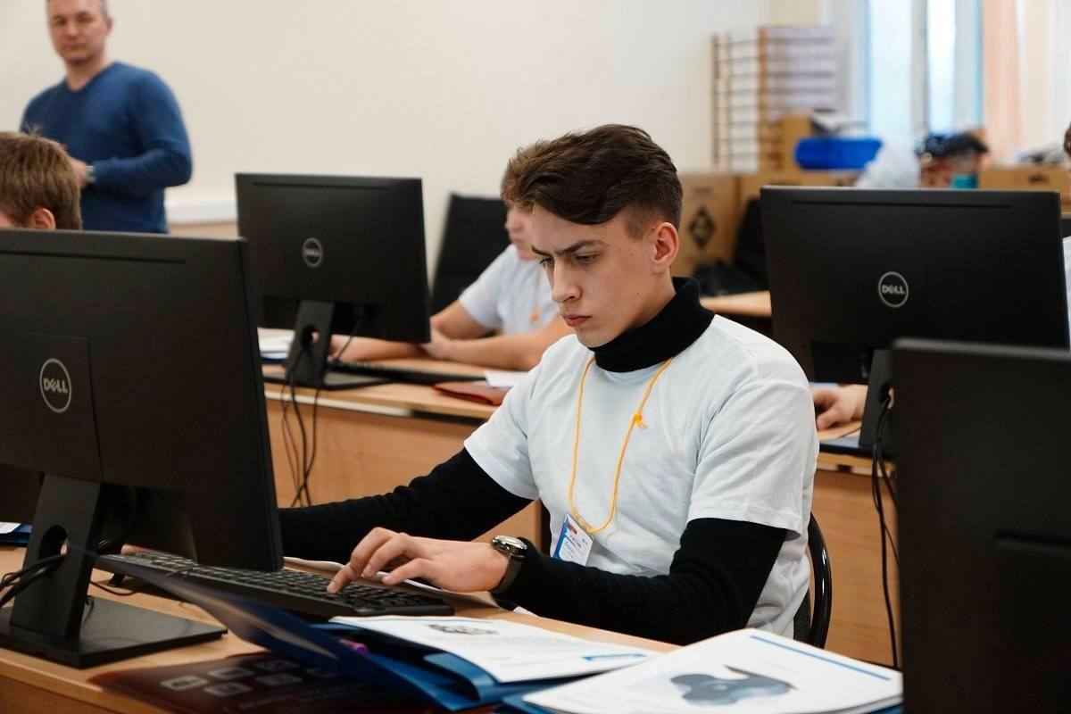 Студенты цифровой кафедры РОСБИОТЕХа успешно прошли первый этап ассесмента Студенты цифровой кафедры РОСБИОТЕХа успешно прошли первый этап ассесмента