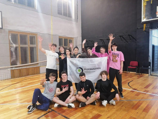 Команда РОСБИОТЕХа одержала победу в товарищеском матче по Бейсболу-5